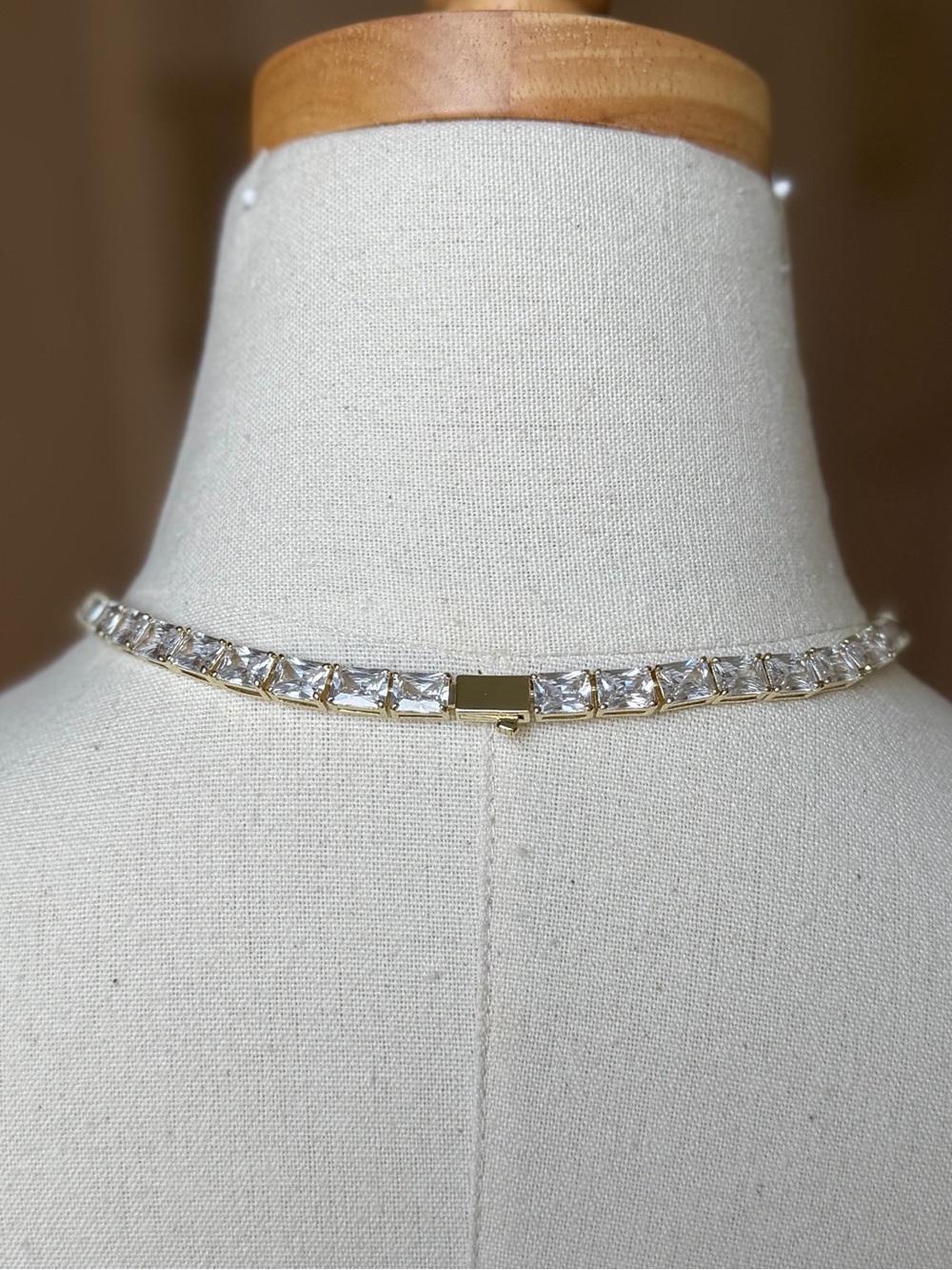 MELINDA is MARIA | Grand Slam Tennis 16” Necklace - Gold - Picture 7 of 9